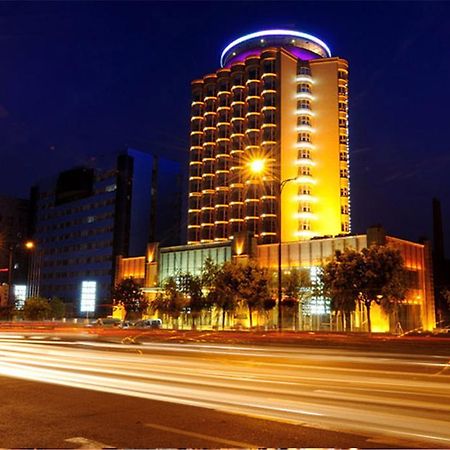Changchun Hualida Hotel Buitenkant foto