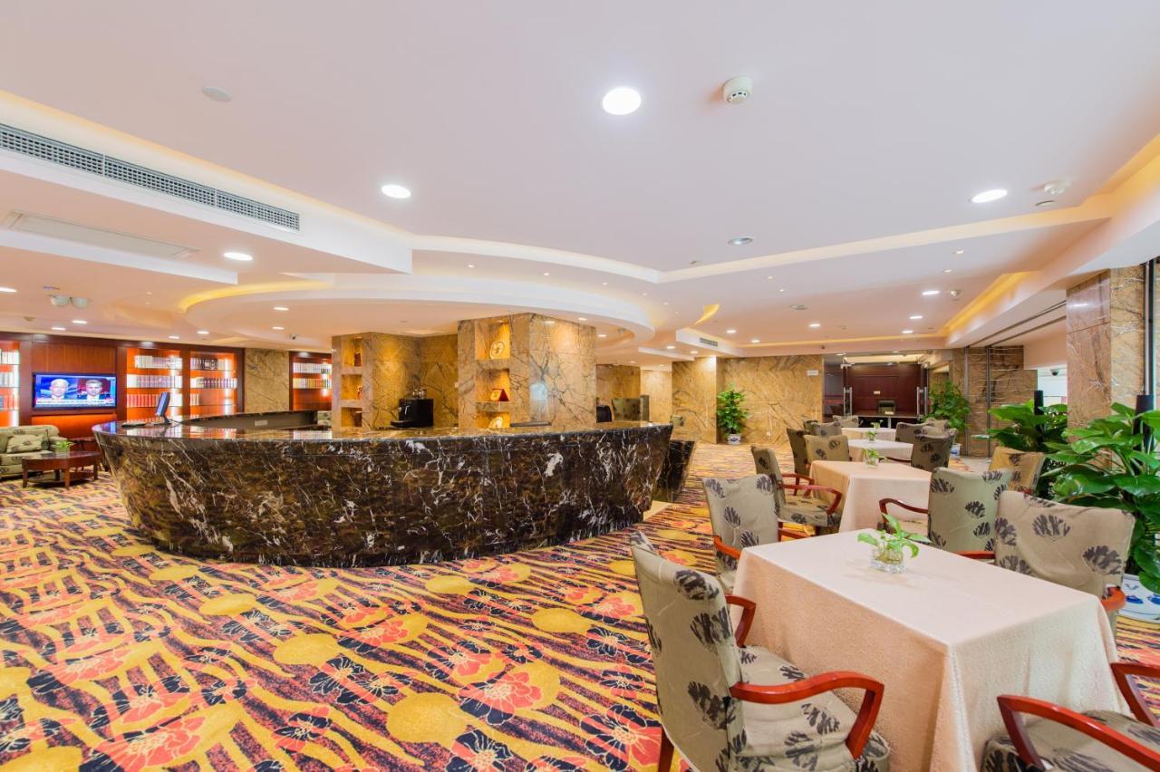 Changchun Hualida Hotel Buitenkant foto